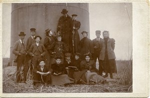 Image description is not available for PHO-4-W689-350